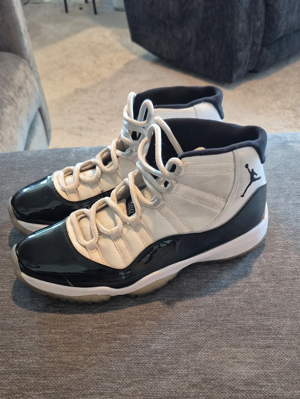 Jordan Retro 11 Concord Men’s  High-Top Sneakers in White & Black